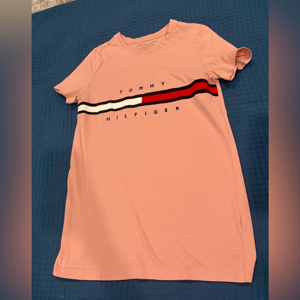 Tommy Hilfiger Kids Coral T-Shirt with Logo Stripe